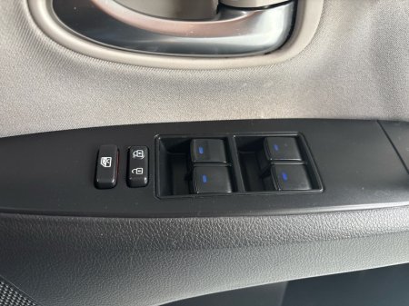 2016 Toyota Avensis - photo 16