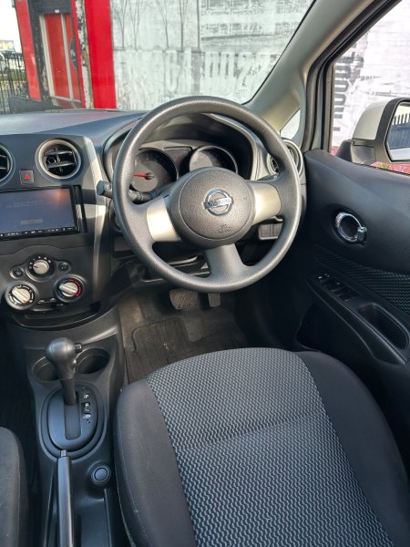 2012 Nissan Note - photo 24