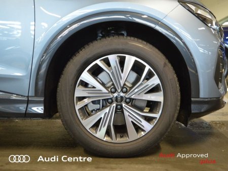 2026 Audi Q4 e-tron - photo 6