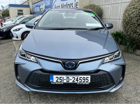 2025 Toyota Corolla - photo 2