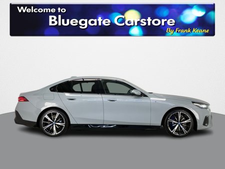 2024 BMW i5 - photo 2