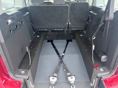 2025 Ford Tourneo Connect - photo 11