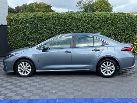2023 Toyota Corolla - photo 3
