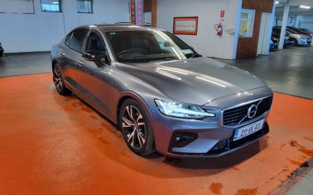 2021 Volvo S60 T4 (190hp) R-Design Automatic