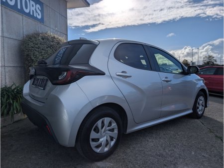 2021 Toyota Yaris - photo 6