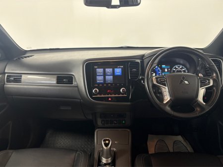 2020 Mitsubishi Outlander - photo 14