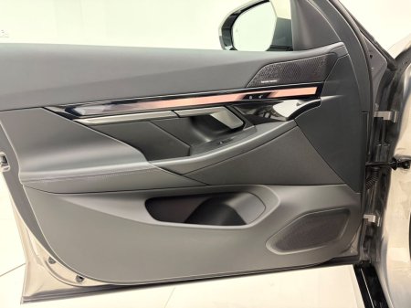 2024 BMW i5 - photo 16