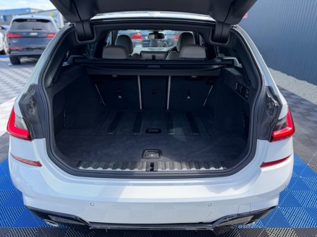 2022 BMW 3-Series - photo 37