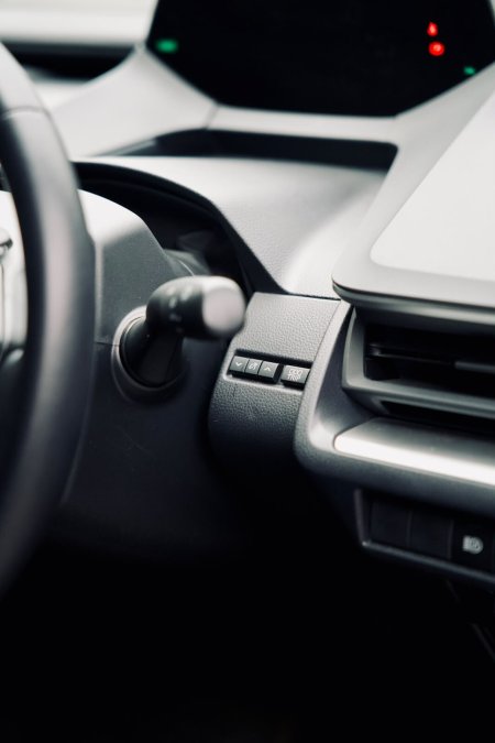 2023 Toyota Prius - photo 16