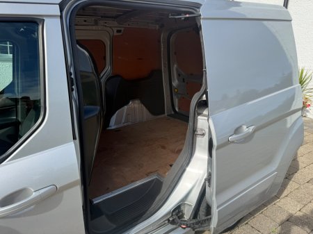 2022 Ford Transit Connect - photo 18