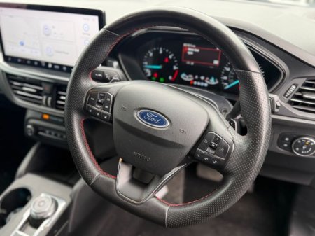 2022 Ford Focus - photo 9