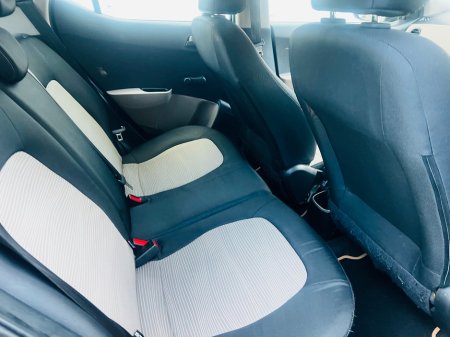 2017 Hyundai i10 - photo 9