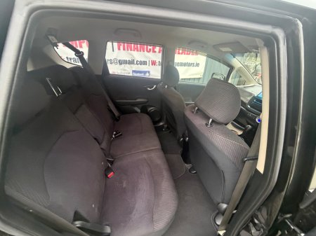2013 Honda Fit - photo 9