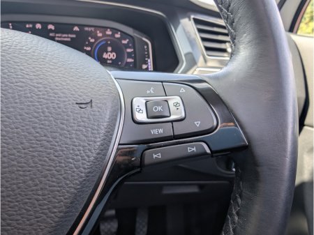 2020 Volkswagen Tiguan - photo 23