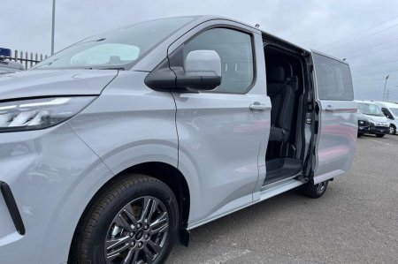 2026 Ford Transit Custom - photo 34