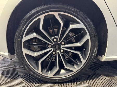 2019 Ford Focus - photo 24