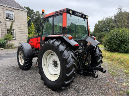 2004 Valtra 8050 - photo 10