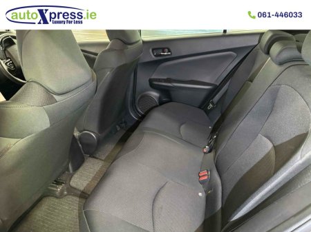2019 Toyota Prius - photo 4