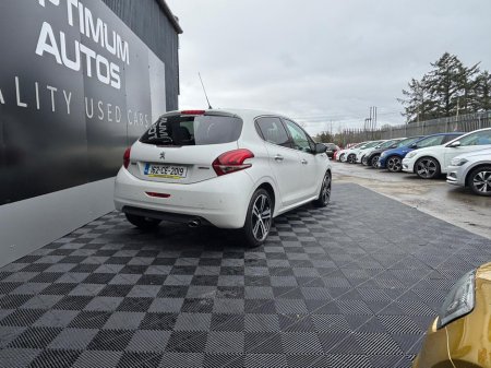 2016 Peugeot 208 - photo 2