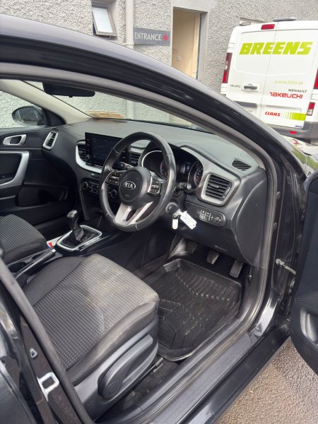 2021 Kia Ceed - photo 15