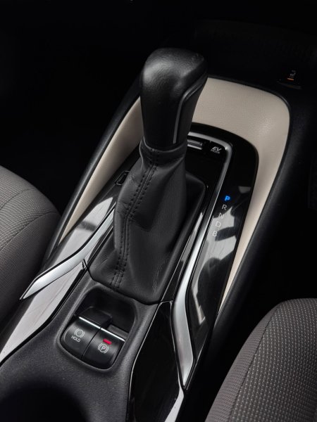 2020 Toyota Corolla - photo 24
