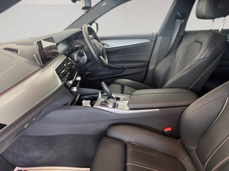 2020 BMW 5-Series - photo 16