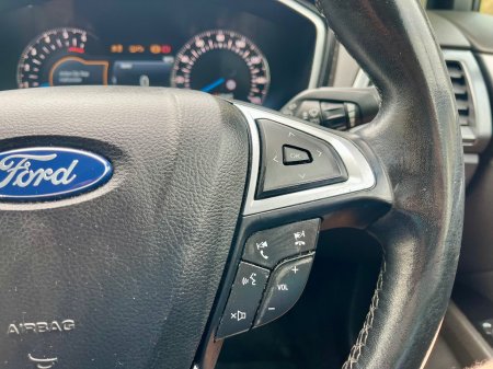 2018 Ford Mondeo - photo 17
