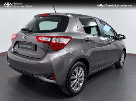 2018 Toyota Yaris - photo 2