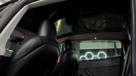 2023 Tesla Model Y - photo 24