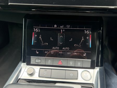 2020 Audi e-tron - photo 24