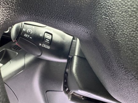2020 Peugeot Partner - photo 14