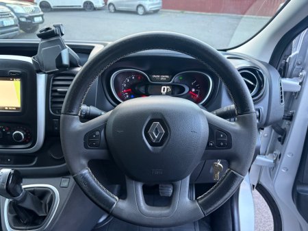 2021 Renault Trafic - photo 18