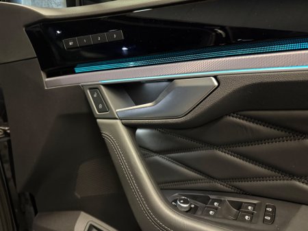 2021 Volkswagen Touareg - photo 20