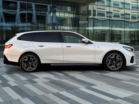 2024 BMW i5 - photo 5