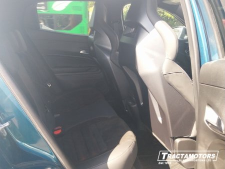 2025 Alfa Romeo Junior - photo 25