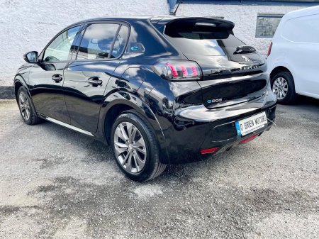 2023 Peugeot 208 - photo 19