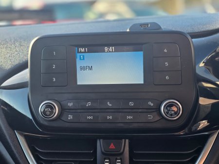 2020 Ford Fiesta - photo 10