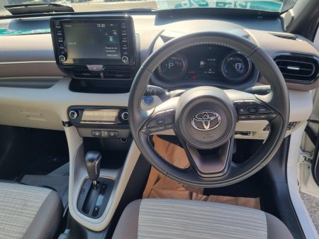 2020 Toyota Yaris - photo 14