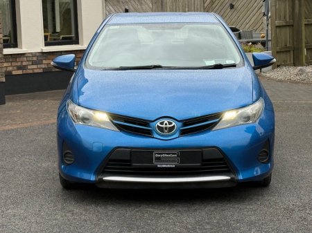 2014 Toyota Auris - photo 2