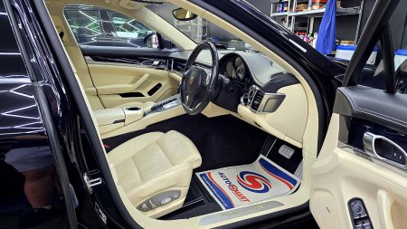 2016 Porsche Panamera - photo 15