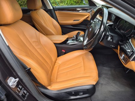 2018 BMW 5-Series - photo 15