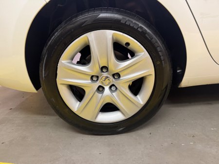 2015 Vauxhall Zafira - photo 30