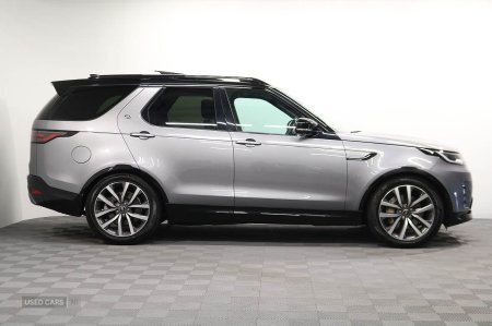 2023 Land Rover Discovery - photo 8