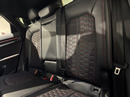 2021 Audi RS Q3 - photo 23