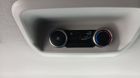 2025 Ford Transit Custom - photo 11