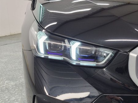 2024 BMW 5-Series - photo 21