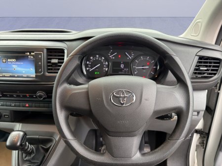 2022 Toyota Proace - photo 10