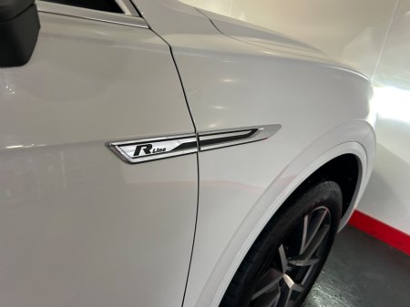 2019 Volkswagen Touareg - photo 31