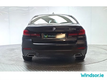 2022 BMW 5-Series - photo 11