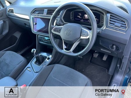 2023 Volkswagen Tiguan - photo 7